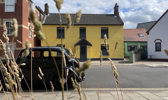 Sheringham Maison | In the heart of Sheringham, a short walk to the Blue Flag beach and promenade.