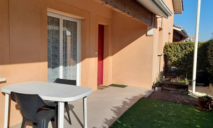 Etauliers Copropriété | Au coeur du Blayais, logement calme, spacieux, à 800 m du centre ville.
