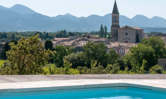 Taulignan Maison | Au cœur de la Drôme provençale, près de Grignan, maison avec vue imprenable