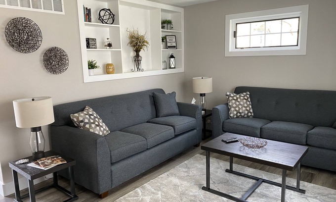 Three Oaks Maison | In the Heart of Three Oaks - Steps to Downtown