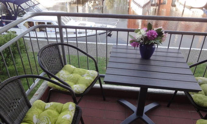 Ueckermuende Appartement | Au milieu du port de plaisance de la ville lagunaire Ueckermünde / Mer Baltique - appartement pour 4-5 personnes
