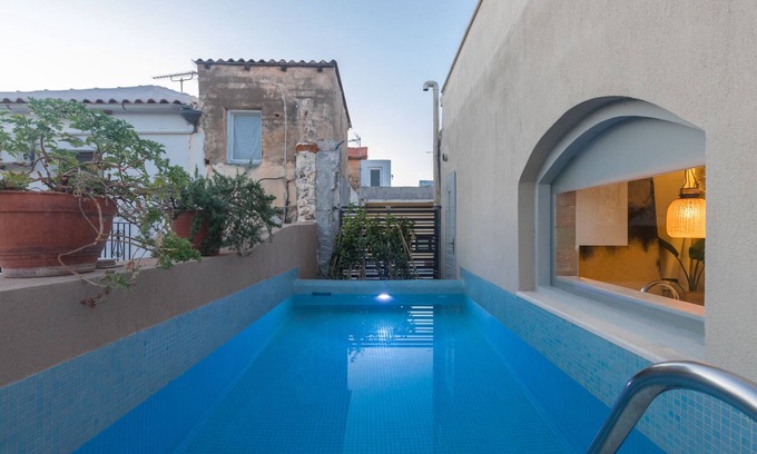 Old Town Rethymnon Maison | Dans la vieille ville historique de Réthymnon, Daphne Luxury Home avec une piscine privée
