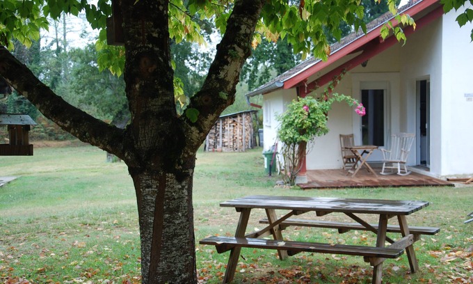 Lencouacq Maison | A l'ombre des grands chênes ou devant un beau feu de bois