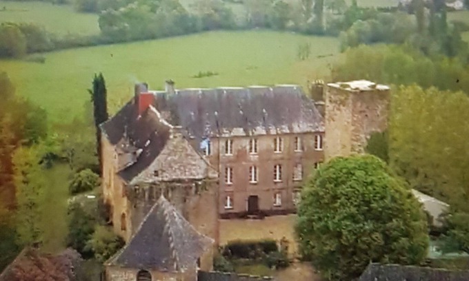 Strenquels Maison | DANS TRES BEAU VILLAGE
