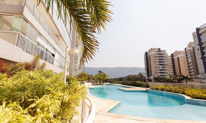 Vila Clais Appartement | Incrível Vista para o Mar com Varanda