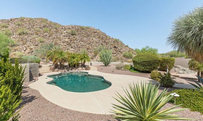 Las Sendas Maison | AMAZING LAS SENDAS PARADISE RETREAT & BACKYARD OASIS! Book now for 2025!