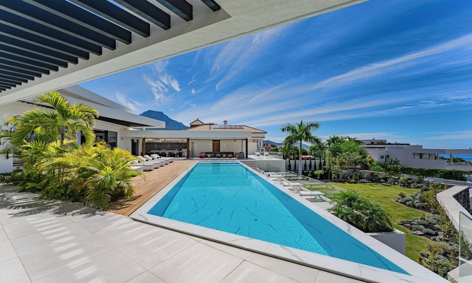 Costa Adeje Chalet De Ski | Incredible luxury villa for an unfrogetable vacation