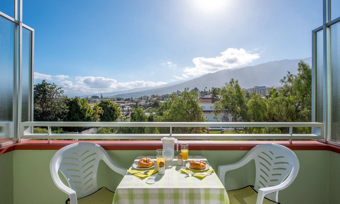Puerto de la Cruz Appartement | Incroyable studio de détente avec vue sur la montagne et WIFI haut débit