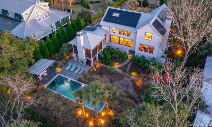Sullivan's Island Maison | Incredible Sullivan's Island Home with Pool - Monthly Rental Only