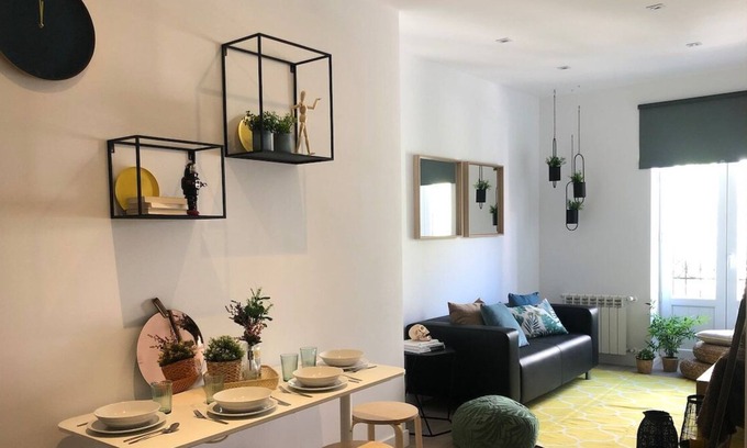 Palos de la Frontera Appartement | Incredible triple apartment in Atocha, 3A