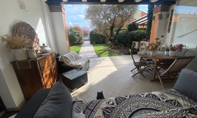 Carita Appartement | Independent apartment with large parking area