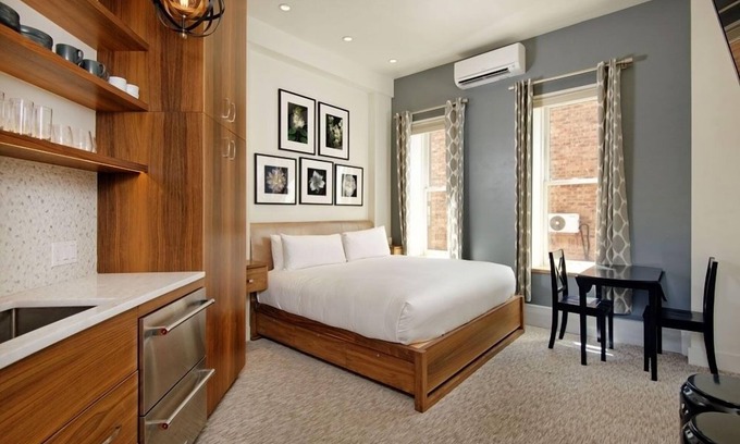 Downtown Hôtel | Independence Square 212 | Studio with Beautiful Finishes. A+ Location in Downtown Aspen