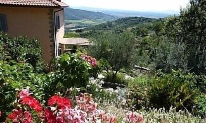 Cortona Appartement | Logement indépendant dans Villa avec piscine privée et vue imprenable