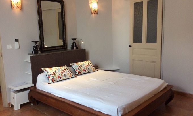 Faubourg Maison | Chambre indépendante dans maison de ville de caractère.
