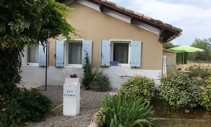 Carpentras Maison | Studio indépendant au milieu d'un grand jardin avec terasse privative