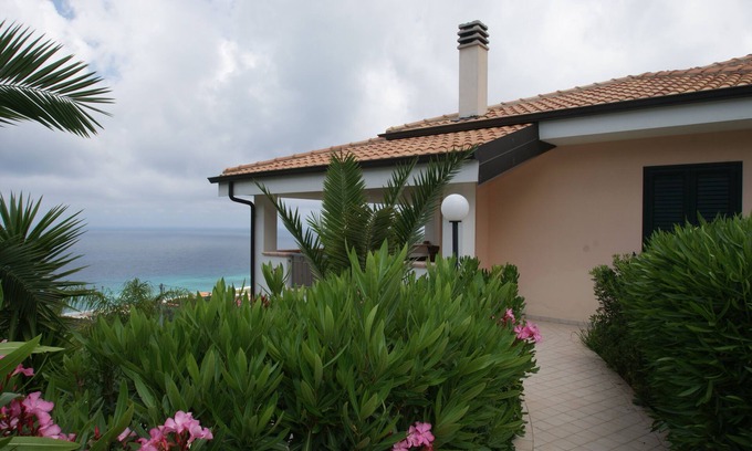 Zambrone Villa | villa indépendante avec vue mer