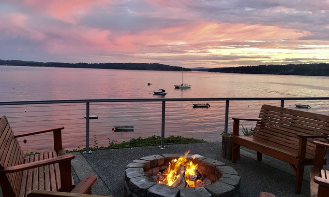 Indianola Maison | Indianola Beach House - Un front de mer de Puget Sound Home!