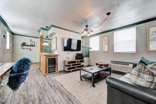 Central Oklahoma City Maison | Indie Escape 1 blocks away from Plaza District