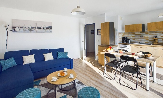 Concarneau Appartement | -INDIGO-T3 avec balcon et 2 places de parking