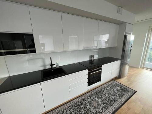 Espoo Appartement | Indoor access to metro & shopping mall and own sauna