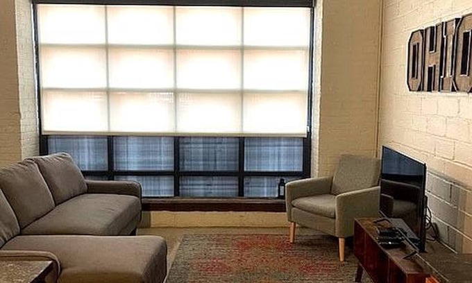Downtown Cleveland Lit Et Petit-Déjeuner | Industrial Style 1BD Loft in CLE!