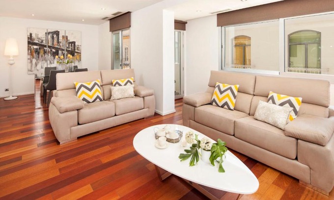 Centro Appartement | INMálaga Granada 2