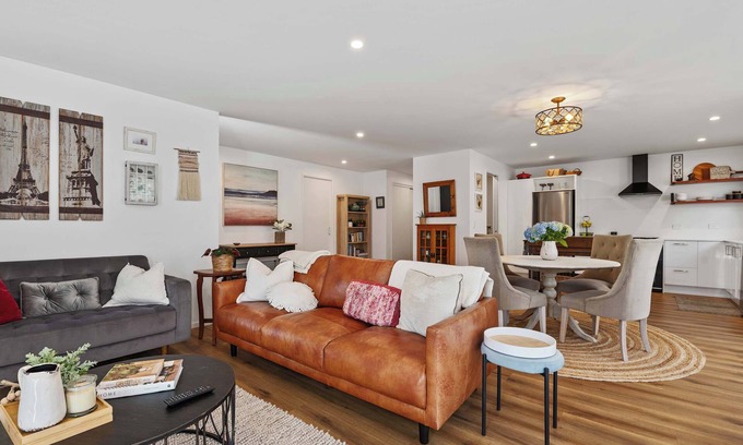 Springfield Maison | Inn McDowell | Modern 3 Bedroom in Springfield