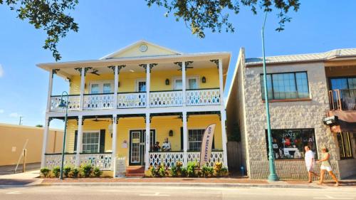 New Smyrna Beach Lit Et Petit-Déjeuner | Inn on the Avenue