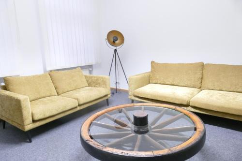 Greifswald Appartement | Innenstadt - 110m2 wunderschöner Altbau am Landesmuseum mit 3 Schlafzimmern und 2 Bädern