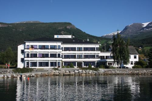 Innvik Hôtel | Innvik Fjordhotell