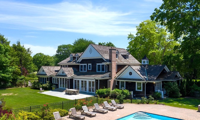 Glen Head Maison | Insta-Worthy📸 Hamptons Style Close to NYC 🗽