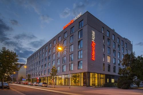 Hauptbahnhof Hôtel | IntercityHotel Saarbrücken