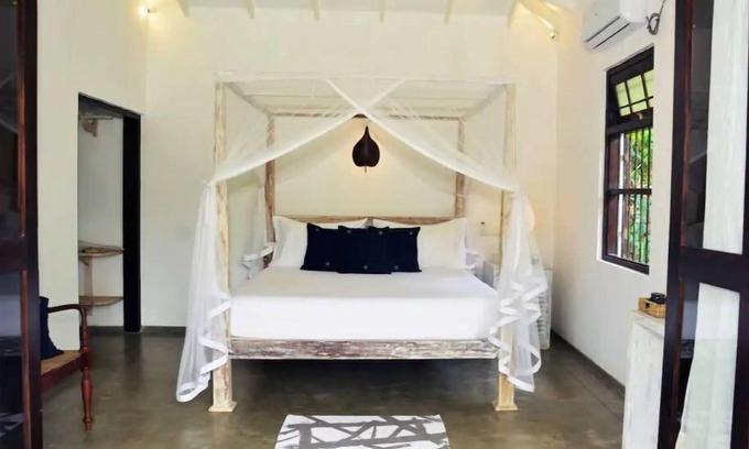 Cheena Kotuwa Cabine | Intimate Bungalow in Jungle Garden 10 min to Beach
