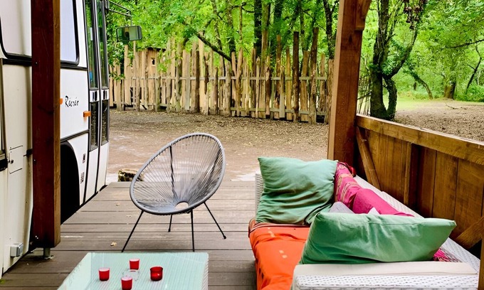 Belin-Beliet Appartement | Into THE Wild : Notre "magic Bus"