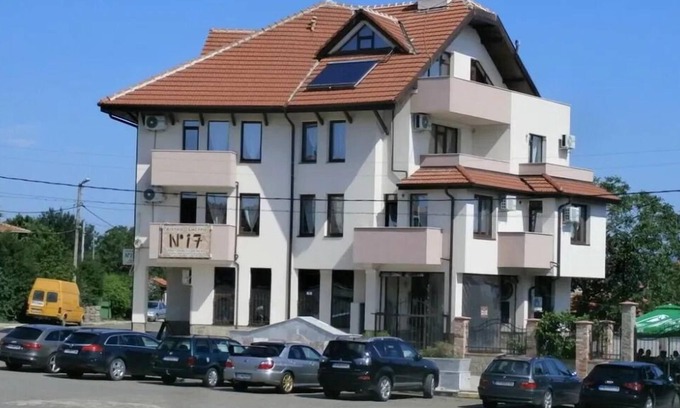 Aleksandrovo Appartement | Inviting 1-Bed Apartment in Aleksandrovo