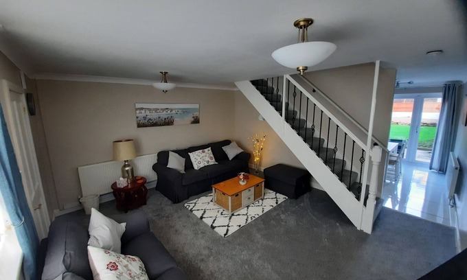 Trentham Maison | Inviting 3-Bed House in Trentham