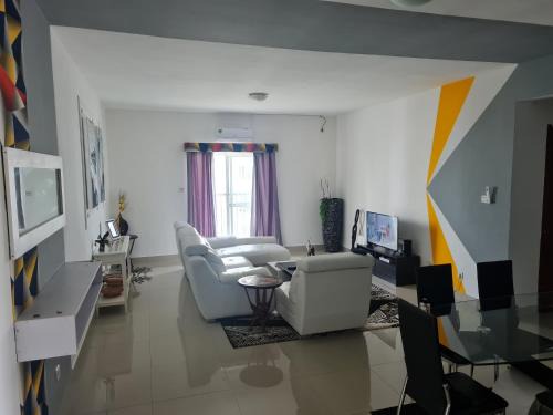 Belas Appartement | Inviting 5-Bed Apartment in Luanda