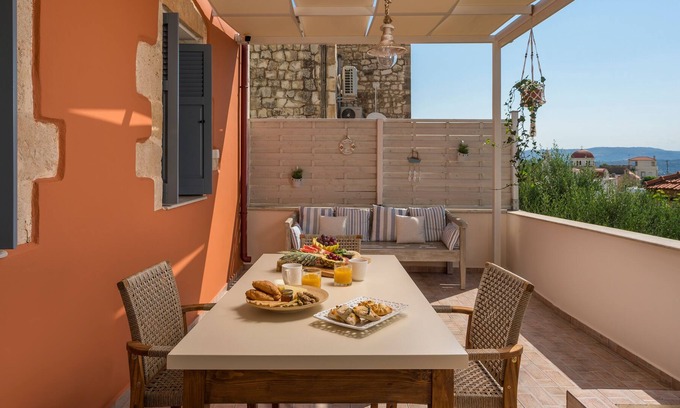 Kournas Maison | Iosif de Home