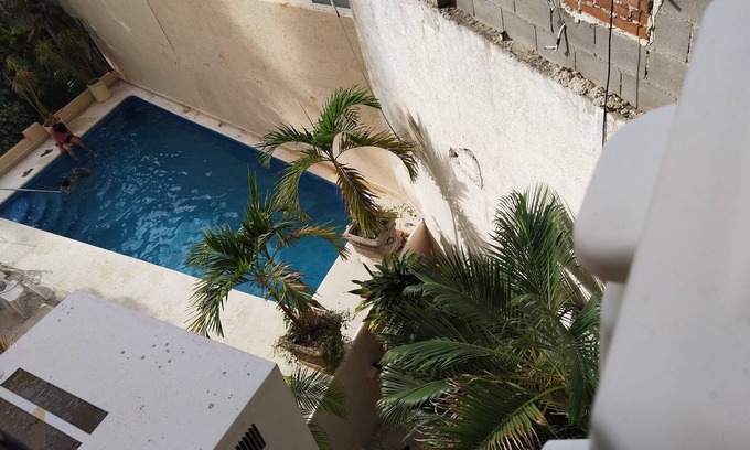 Club Deportivo Appartement | IOW4© COMPARTIR VIAJES EN ZONAS DE LUJO EN COLIVING SOLO PARA VIAJEROS ATREVIDOS
