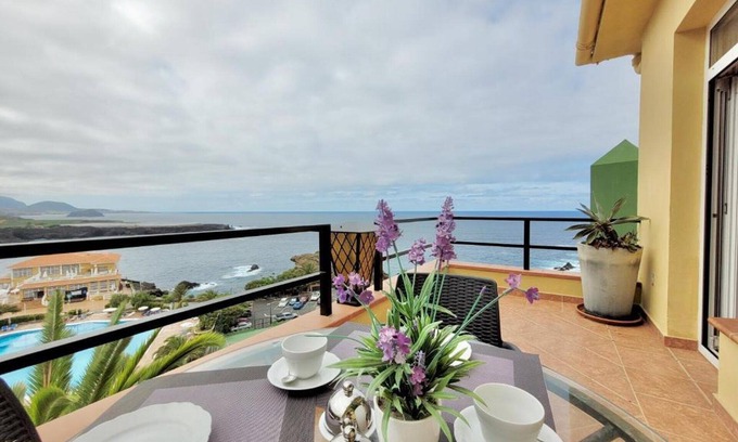 San Marcos Appartement | Ireland 1 by The Ocean Rentals
