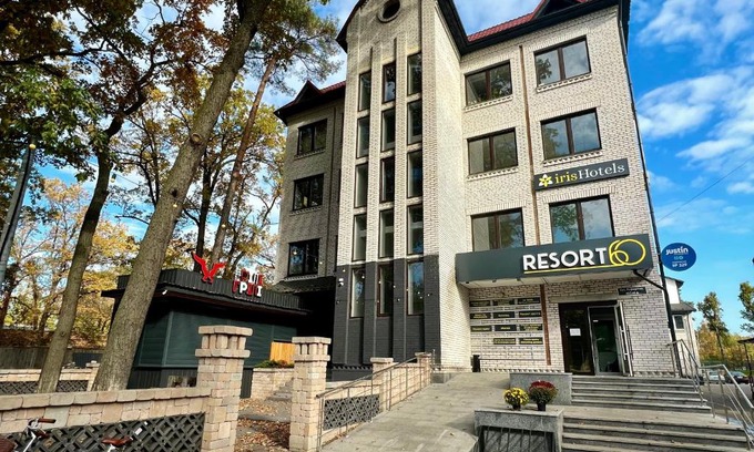 Vorzelʼ Hôtel | Iris Hotels Resort