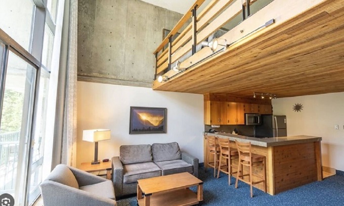 Salt Lake Mountain Resorts Copropriété | Iron Blosam Lodge, Snowbird UT. Presidents Week. Feb 15-22, 2025