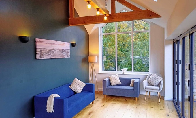 Buildwas Maison | Ironbridge Hot tub home from home