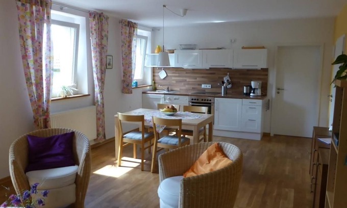 Irrel Appartement | "Appartement jaune" 4-5 personnes - Ferienhaus Irreler Mühle