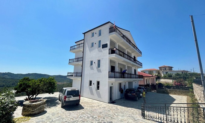 Ishem Appartement | Ishëm Greenview Apartments