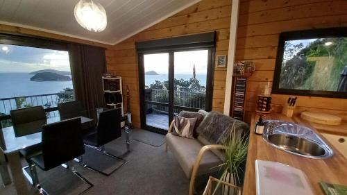 Coromandel Maison | Island view Experience