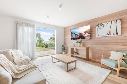 Adventure Bay Maison | Island Views 2 Br cottage Adventure Bay