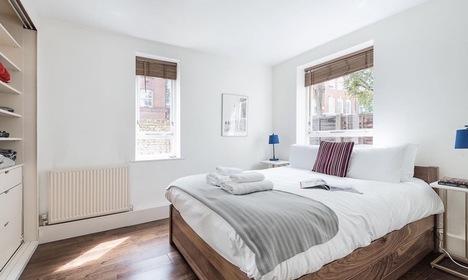 Islington Appartement | Bright and stylish apartment in trendy Islington by UnderTheDoormat