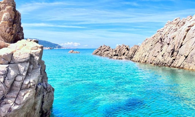 Paduledda Appartement | Isola Rossa apartment with breathtaking sea view