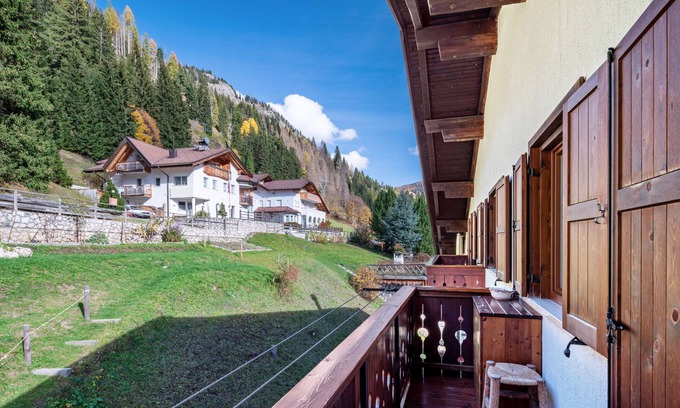 Alfauro Appartement | Apartment 'Joy' with Mountain View, Private Terrace and Wi-Fi